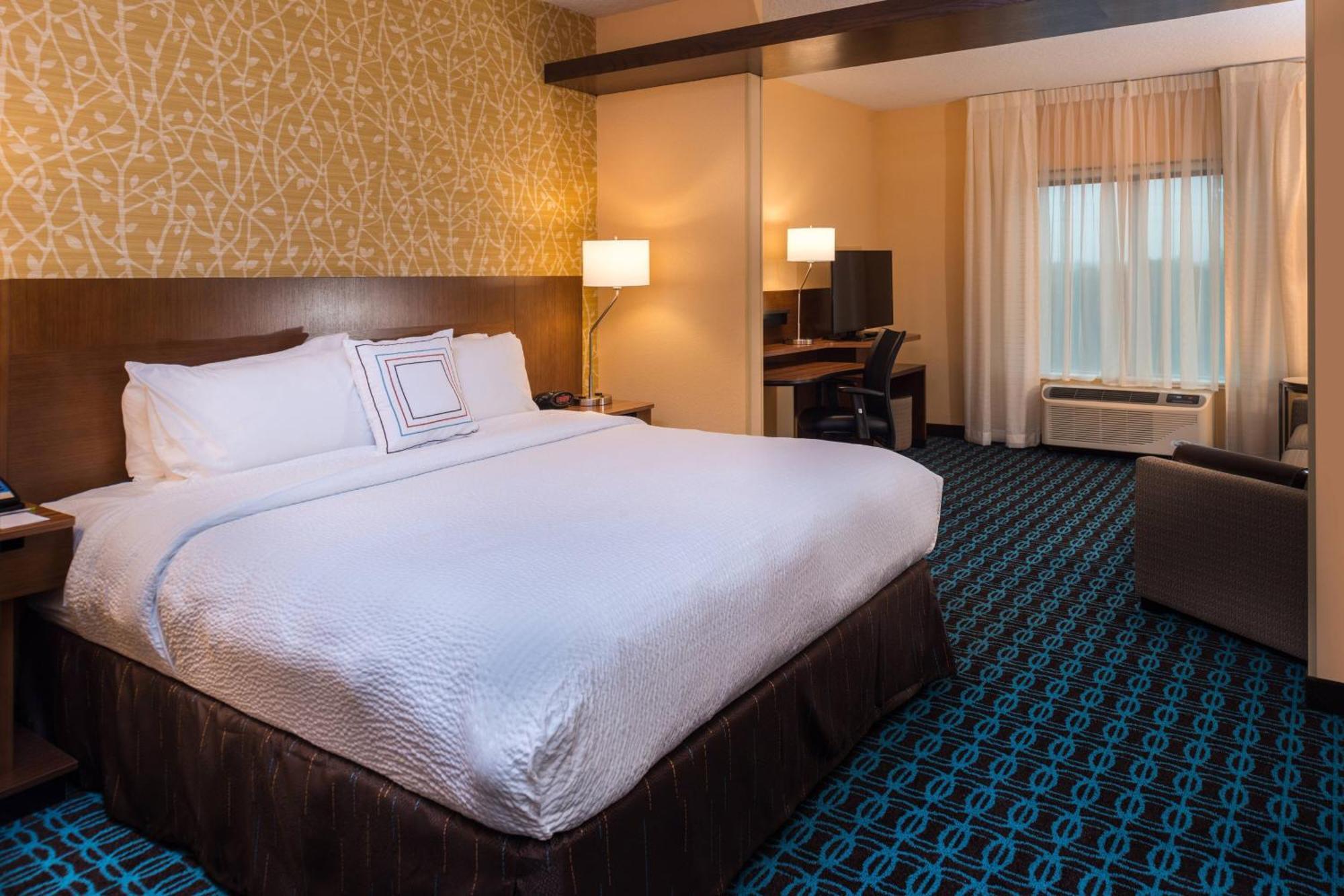 Fairfield & By Marriott Orlando East/ucf Area Alafaya