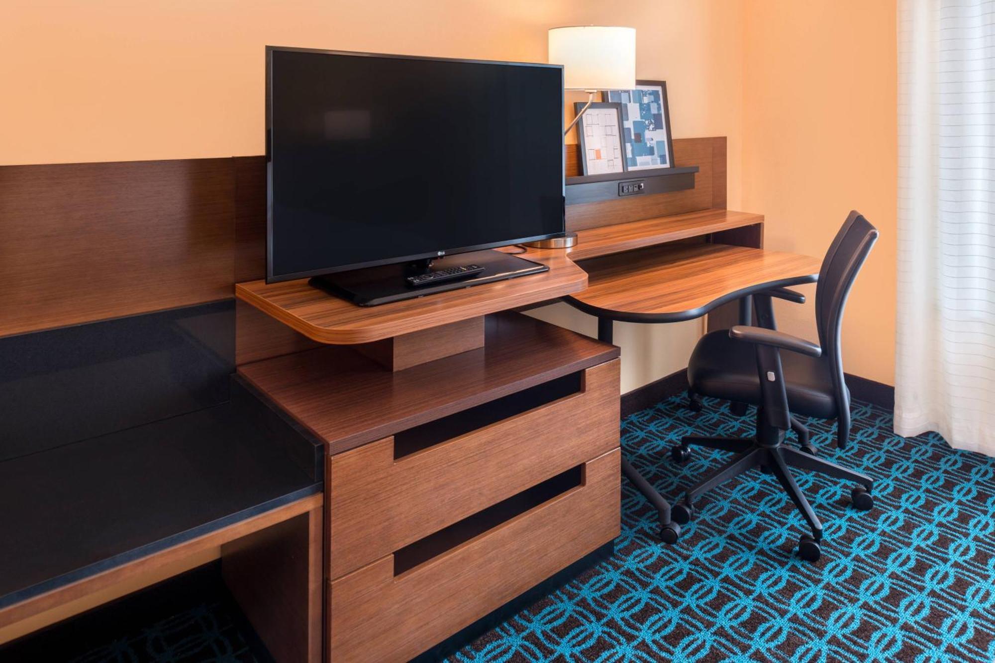 Fairfield & By Marriott Orlando East/ucf Area Alafaya